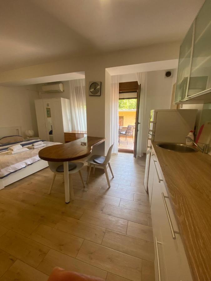 זאגרב Apartments Ziher מראה חיצוני תמונה