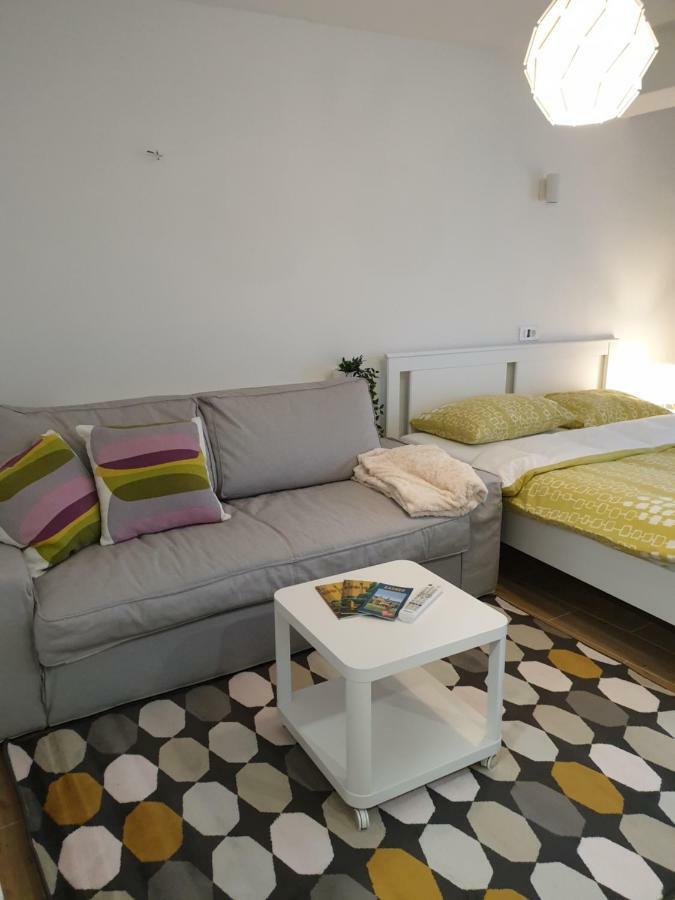 זאגרב Apartments Ziher מראה חיצוני תמונה