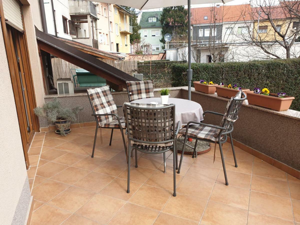 זאגרב Apartments Ziher מראה חיצוני תמונה