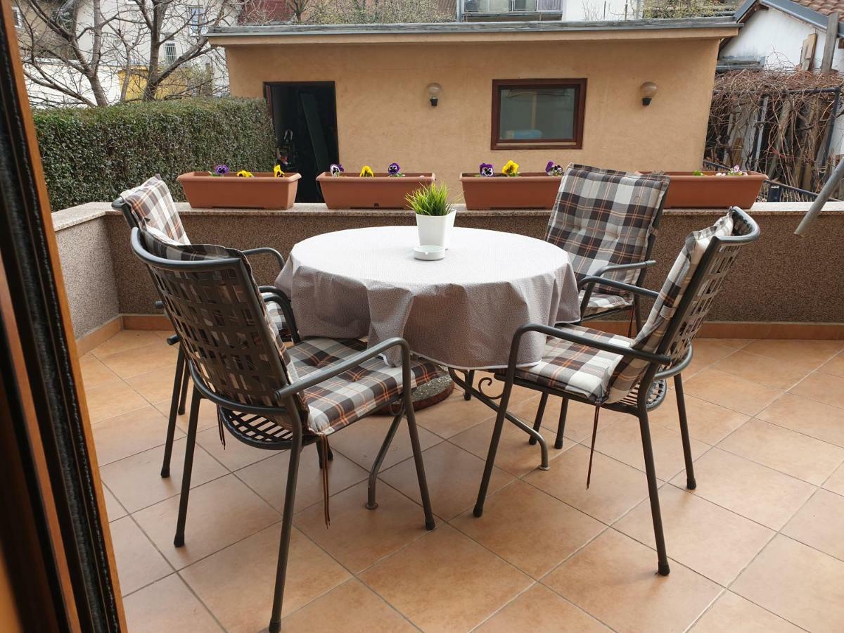 זאגרב Apartments Ziher מראה חיצוני תמונה